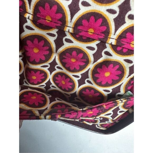 Vera Bradley Wallet Wrislet Pink Burgundy Quilted - Picture 5 of 9